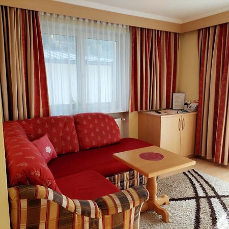 Haus Tanja Apartment แลงเงนเฟลด์ ภายนอก รูปภาพ