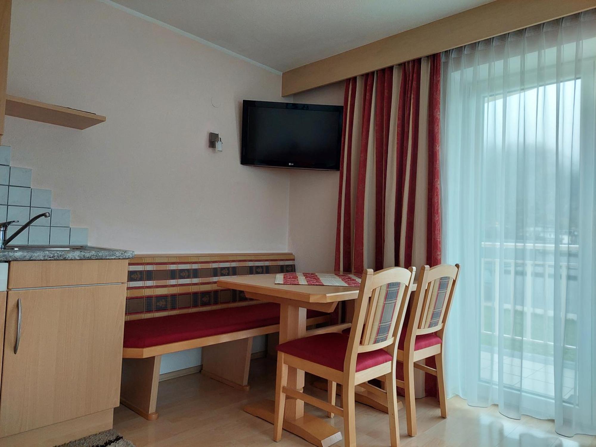 Haus Tanja Apartment แลงเงนเฟลด์ ภายนอก รูปภาพ