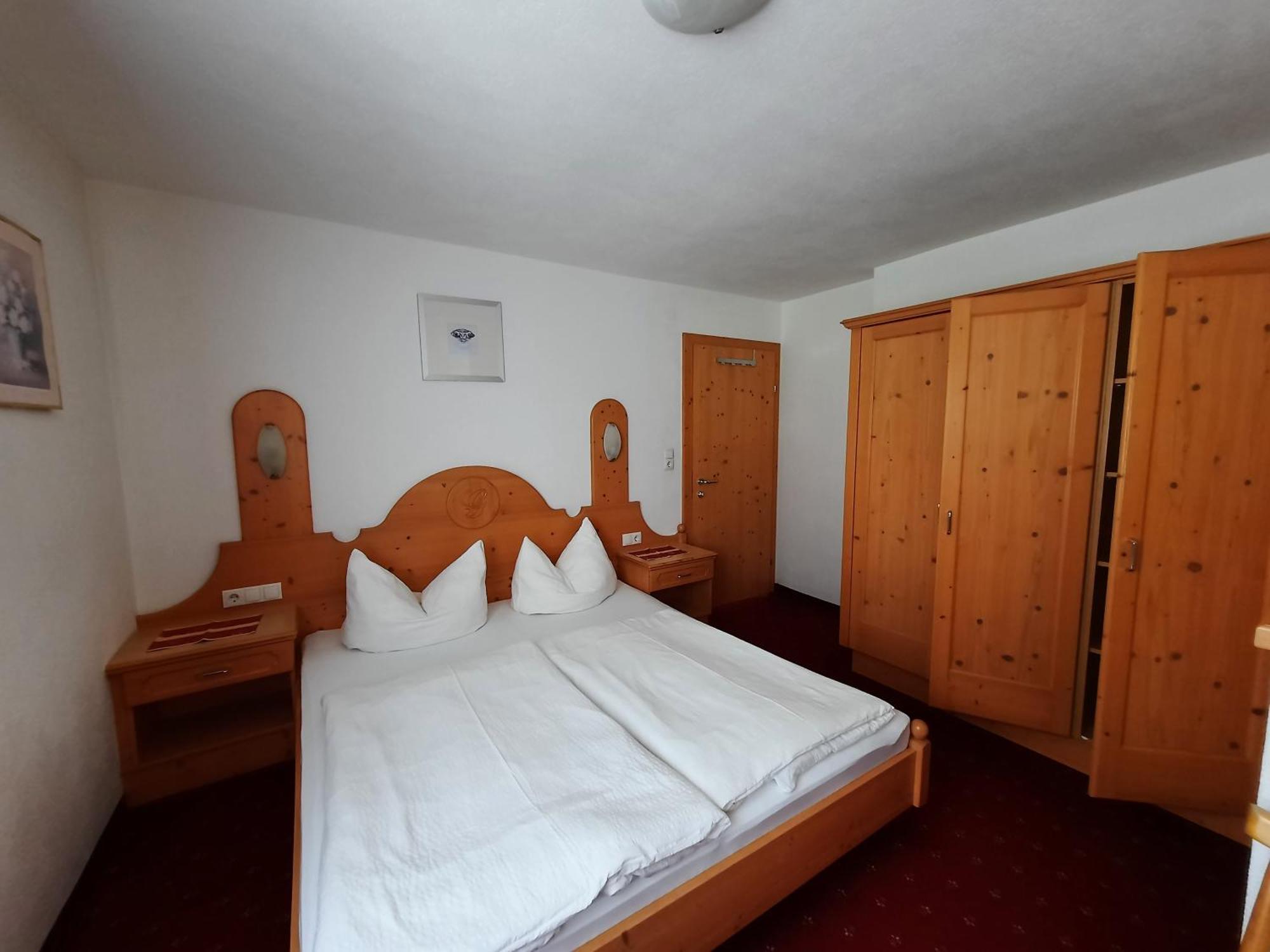 Haus Tanja Apartment แลงเงนเฟลด์ ภายนอก รูปภาพ