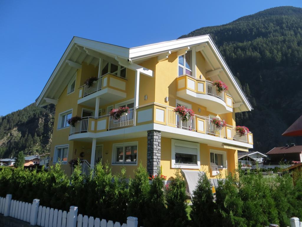 Haus Tanja Apartment แลงเงนเฟลด์ ภายนอก รูปภาพ